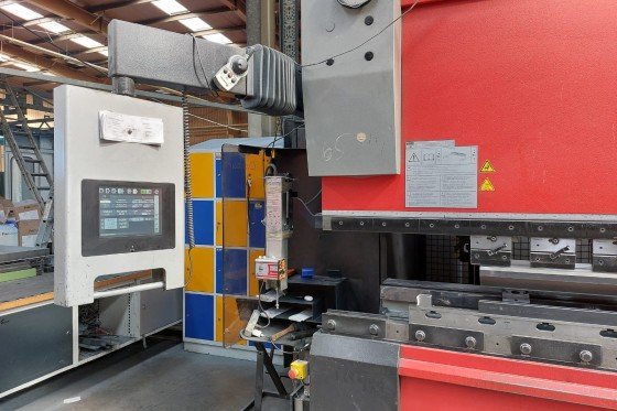 AMADA - HFE M2 1003