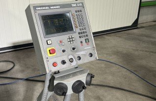 deckel-maho-dmu-50-m-8725.jpeg
