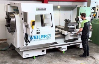 Weiler E-110 x 2000 mm Oil country lathe 2-3