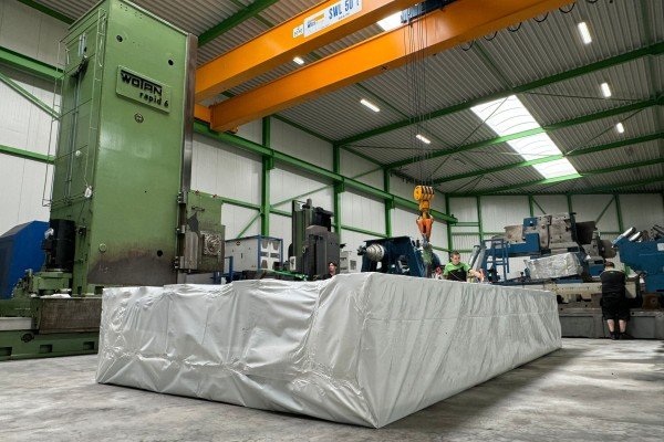 Packing Bed ways / E-Cabinet / Engines for Chinees Client
