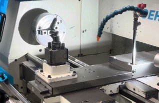VDF BOEHRINGER- DUS 400 Ti