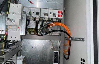 9f7dfdfc-7046-4424-8858-46d662309e3d.jpg