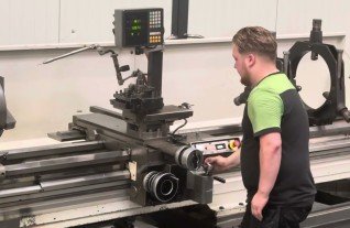 COLCHESTER MASTIFF 1800 VS x 3000 mm Universal lathe drehmaschine 1-2