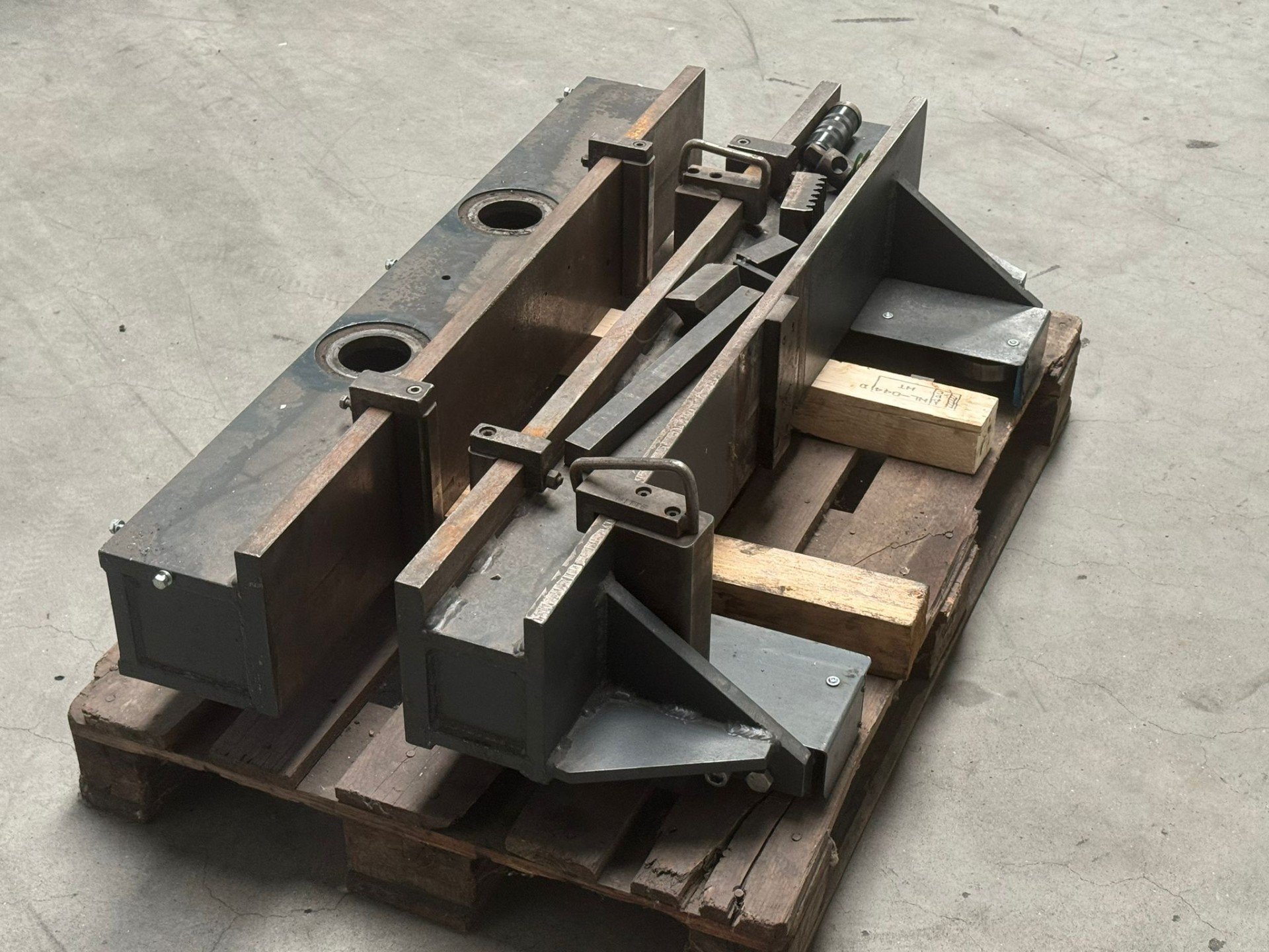 New And Used Machine Tools & Equipment