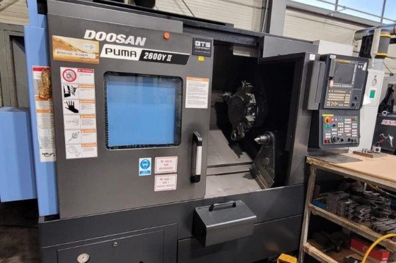 DOOSAN - PUMA 2600 Y