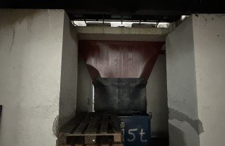 1727689398120.jpeg