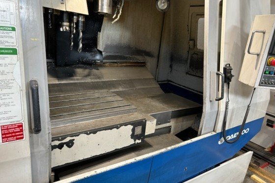 DAEWOO - MYNX 500 3-axis CNC machine (VMC) used | Mach4Metal