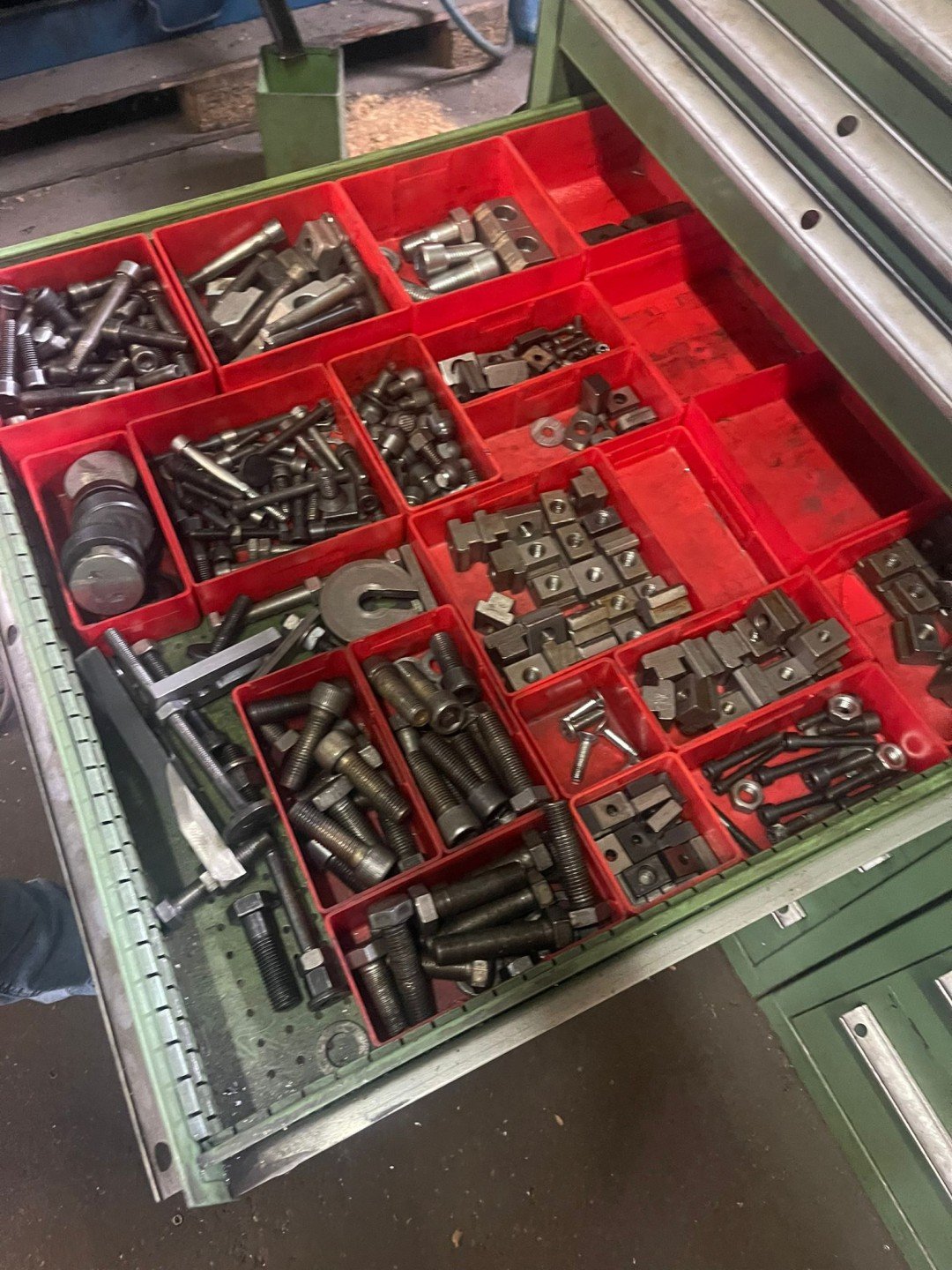 New And Used Machine Tools & Equipment