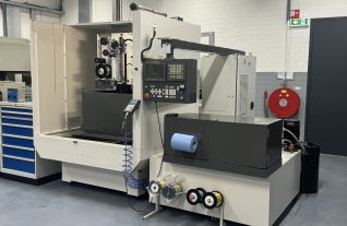 FANUC - ROBOCUTA-1iA