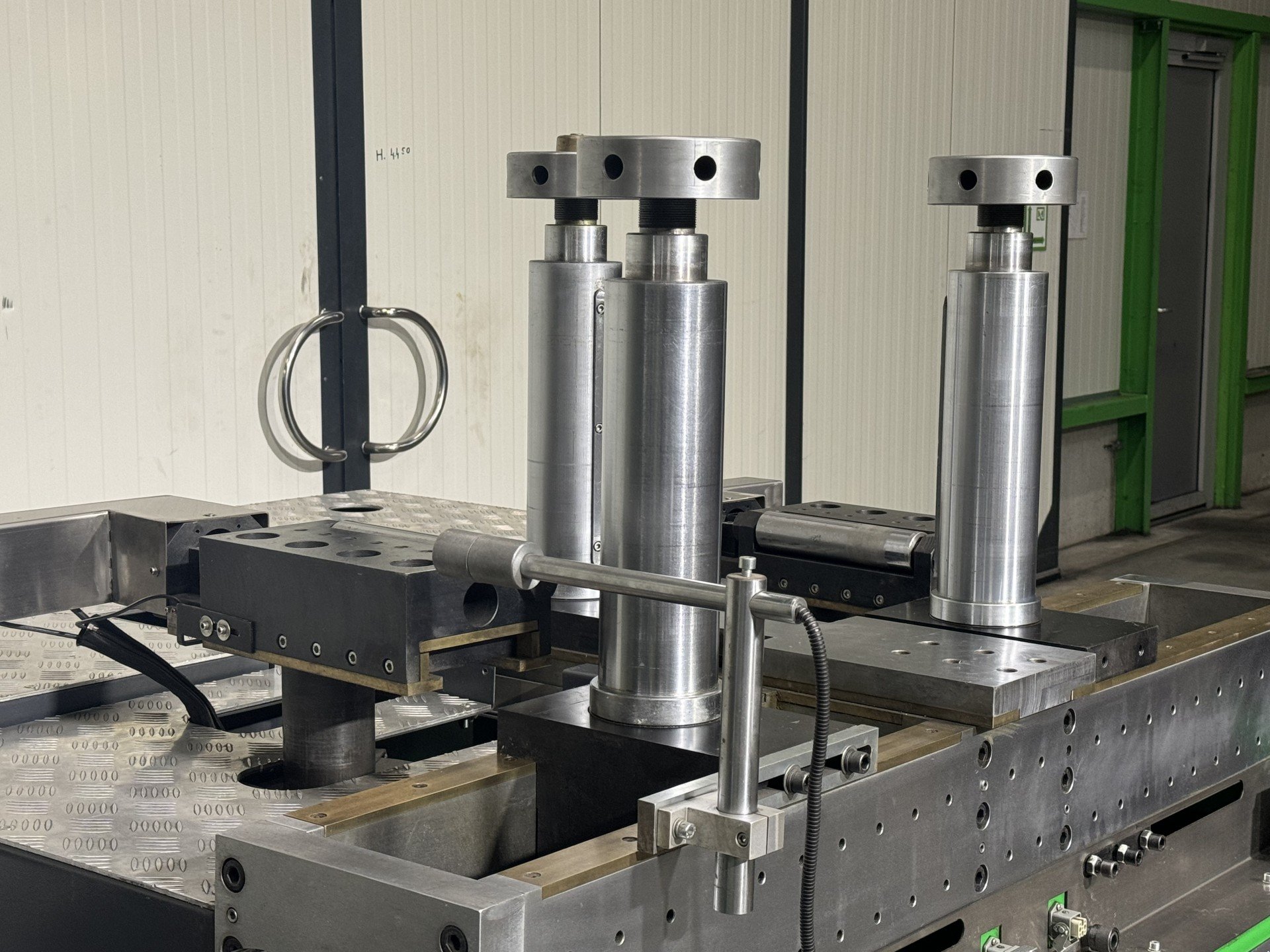 New And Used Machine Tools & Equipment