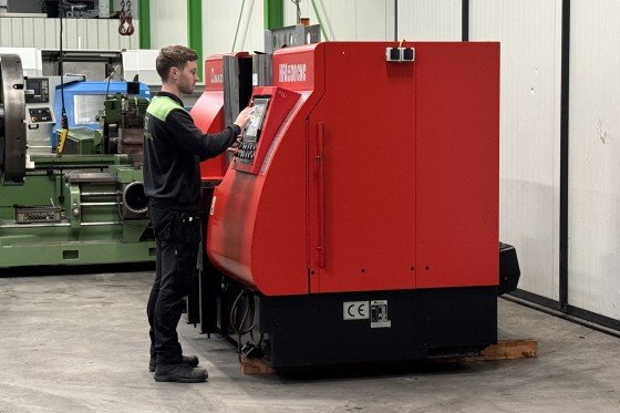 AMADA - HFA 530 A