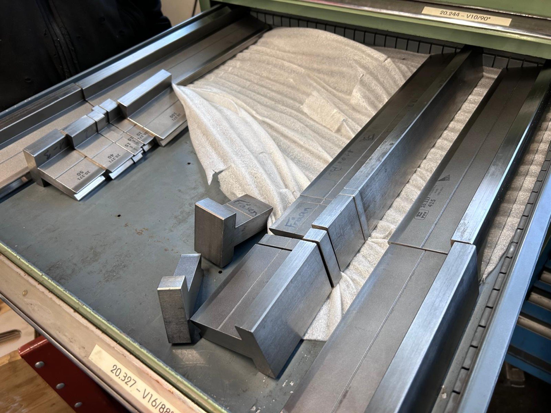 New And Used Machine Tools & Equipment
