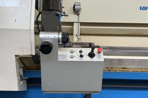 VDF BOEHRINGER - DUS 1110 Ti