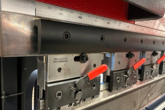 AMADA - HFE 100-3L + ASTRO 50Y