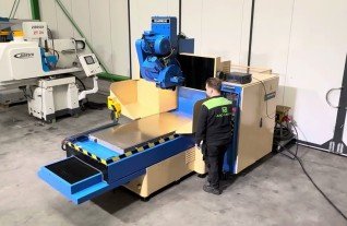 LGB 16090SM Portal Grinding machine Portal schleiffmaschine 1730 x 925 x 525 mm Mach4Metal 9015 1-2