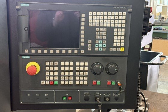 DOOSAN - PUMA 2100