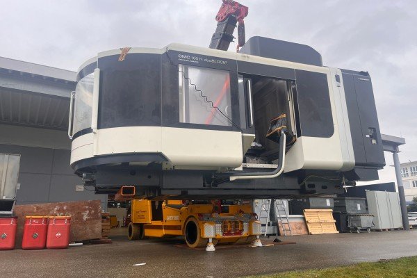 Verantwoord hijsen met elektrische Galizia voor DMC 160H duoBLOCK, 39,5 ton