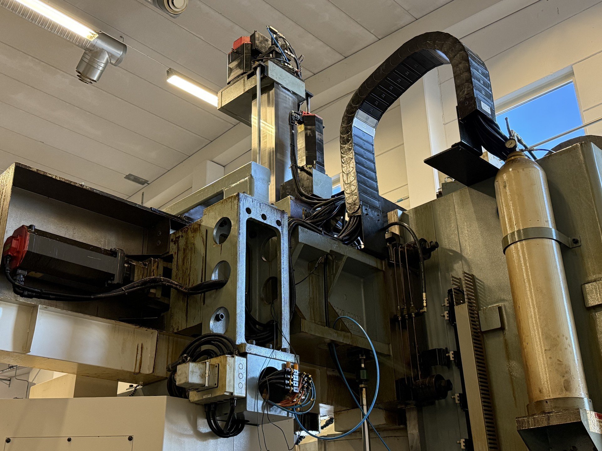New And Used Machine Tools & Equipment