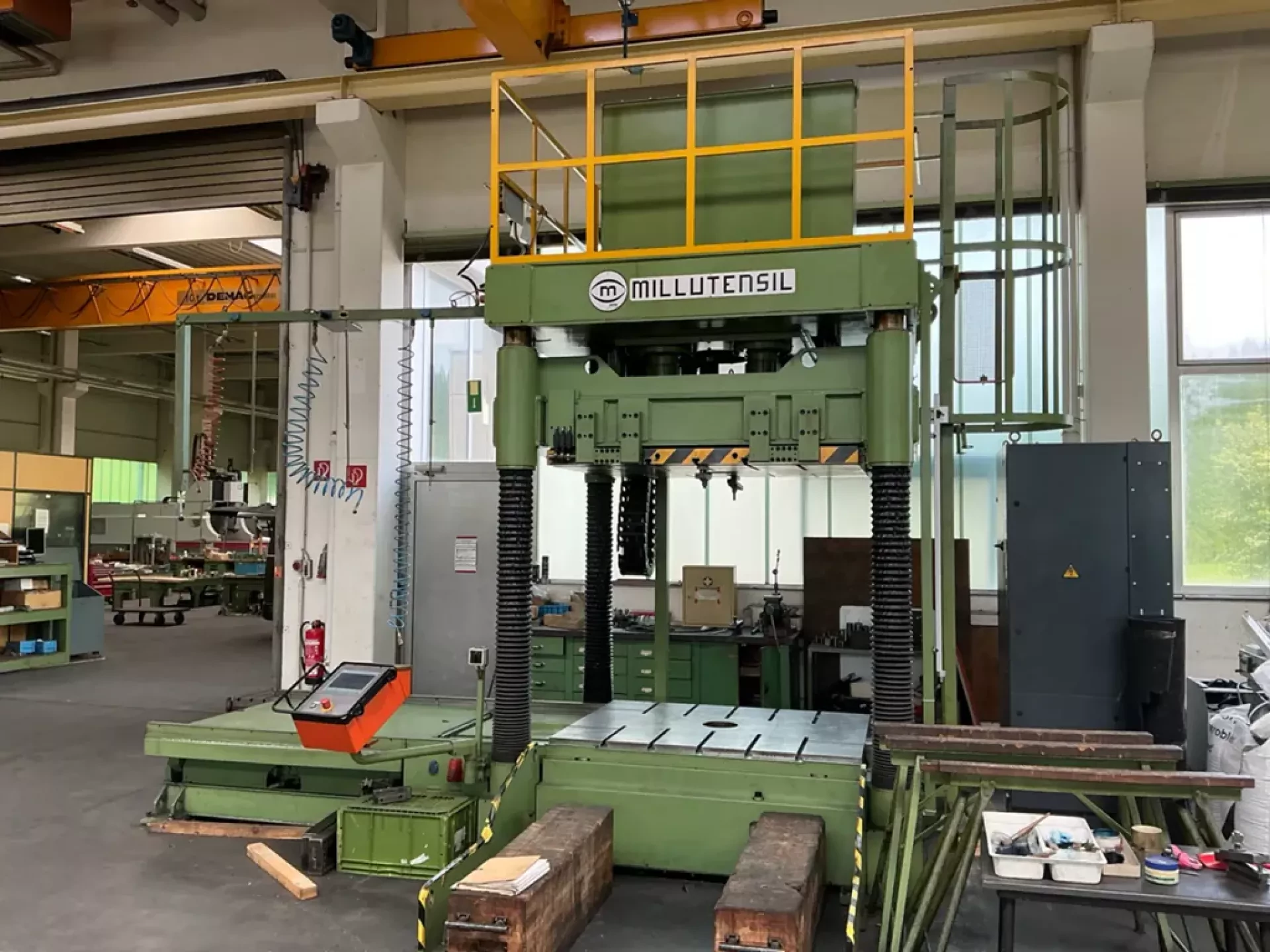 New And Used Machine Tools & Equipment