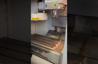 Briddeport VMC 600 22 Digital Machining Center VMC Bearbeitung Mach4Metal HeidenHain TNC 426 9241 V1