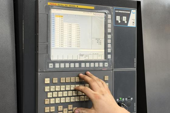 DOOSAN - PUMA 4100B