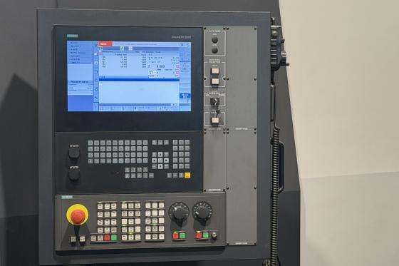 SMEC SAMSUNG - SL 4500 XLY CNC Lathe with y-axis used | Mach4Metal