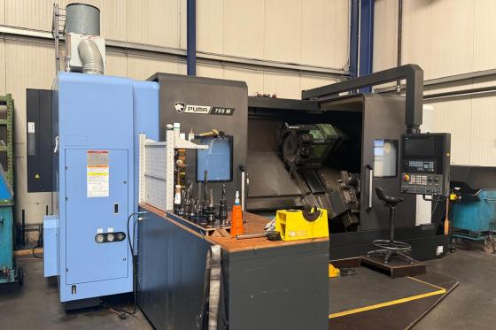 DOOSAN - PUMA 700 M