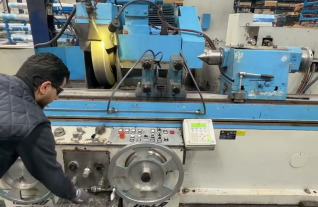 Cylindrical Grinder ZOCCA 600 x 5000 mm Mach4Metal 1-2 9447