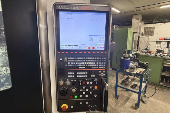MAZAK - VARIAXIS J600-5X