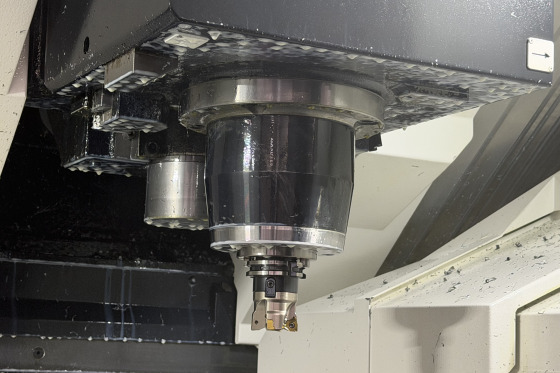 MAZAK - VARIAXIS J600-5X