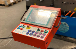 5561 = PBT 35 new 2007 PC 300 TOUCH (11).jpg
