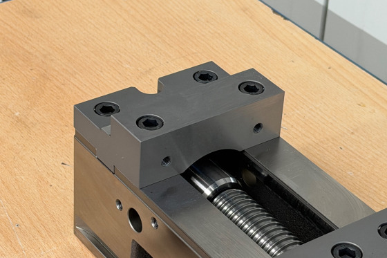 SCHUNK - KONTEC KSG 100