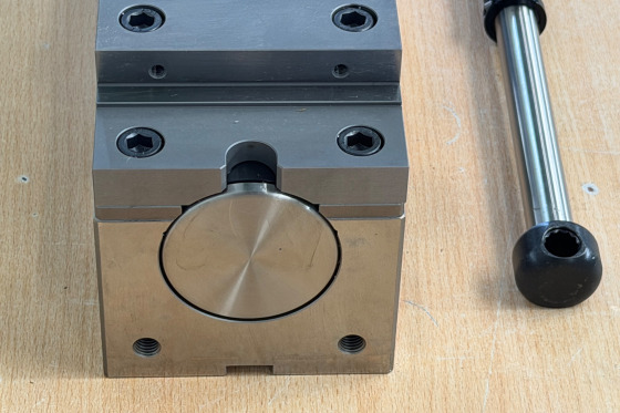 SCHUNK - KONTEC KSG 100