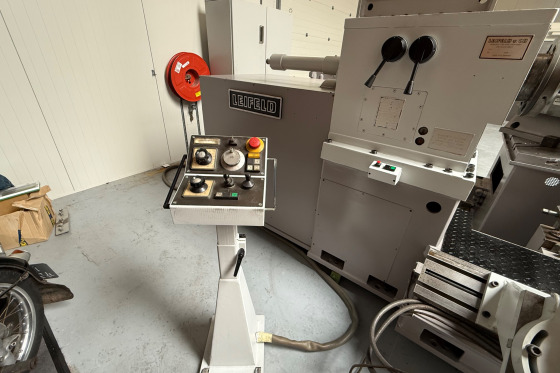 LEIFELD - PNC 750