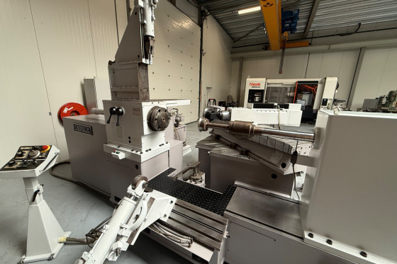 LEIFELD - PNC 750