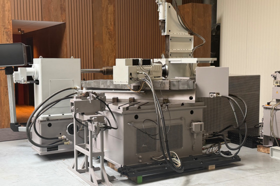 LEIFELD - PNC 750