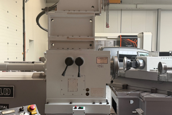 LEIFELD - PNC 750