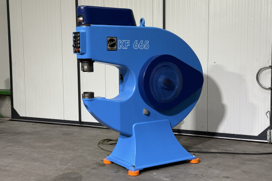 Walter Eckold - KF 665 Gigant