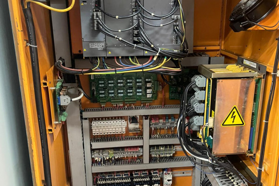 YCM Supermax - V-116A
