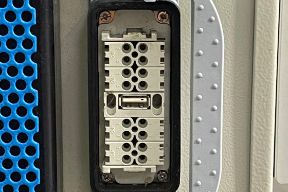 PBT - ARKUS 12 PC300-3