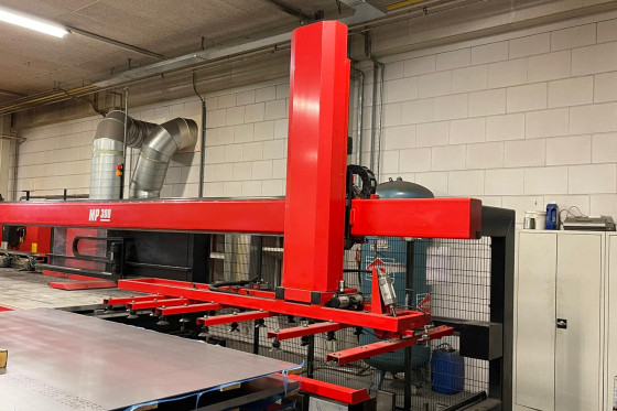 AMADA - LC 2415 A3