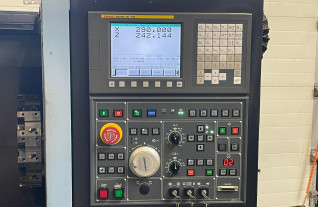 cnc-turning-lathes-doosan-lynx-220-a-6307-3