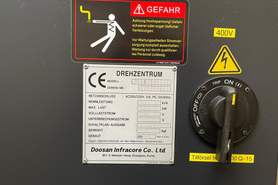 DOOSAN - Lynx 220 A