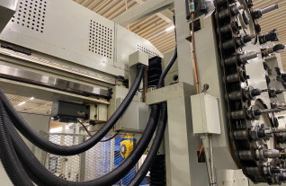 cnc-bedmilling-machines-kiheung-knc-u-1000-6283-7