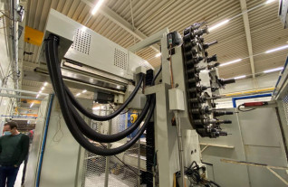 cnc-bedmilling-machines-kiheung-knc-u-1000-6283-9
