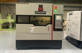 3-axis-machining-centres-quaser-mv184p-12b-6270-2