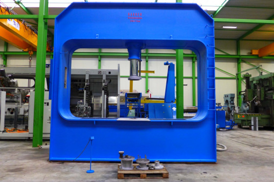 BAKKER - Yard 250 Ton