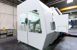 y-axis-wfl-austria-millturn-m100-6212-53