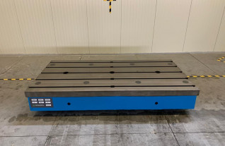 t-slotted-floorplates-stolle-6152-7