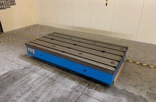 t-slotted-floorplates-stolle-6152-9